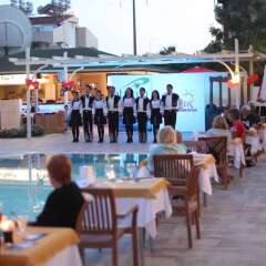 Risus Hotel Side
