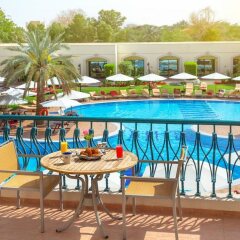 Отель Al Ain Rotana ОАЭ, Эль-Айн - отзывы, цены и фото номеров - забронировать отель Al Ain Rotana онлайн балкон