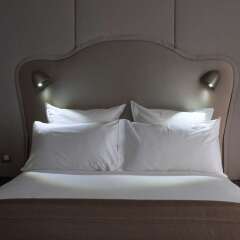 Nell Hotel & Suites, BW Premier Collection сейф в номере