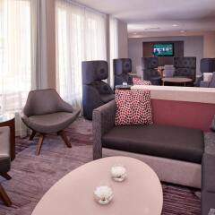 Отель Courtyard by Marriott St. Louis Downtown West комната для гостей