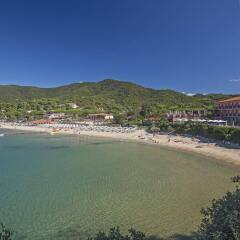 Hotel Del Golfo Проччио пляж