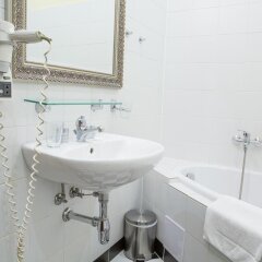 Hotel Rous Пльзень ванная