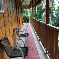 Отель Lakbayan Hotel Boracay Филиппины, остров Боракай - отзывы, цены и фото номеров - забронировать отель Lakbayan Hotel Boracay онлайн балкон