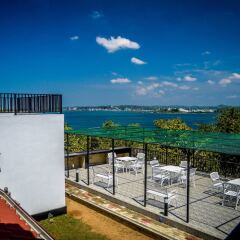 Отель Villa Baywatch Rumassala