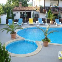 Отель Family Hotel Gery Болгария, Кранево - отзывы, цены и фото номеров - забронировать отель Family Hotel Gery онлайн бассейн фото 3