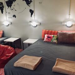 Adventure Hostel комната для гостей