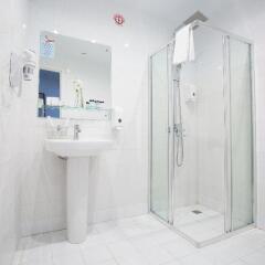 Apart-Hotel Naumov 3* Стандартный номер двуспальная кровать фото 23