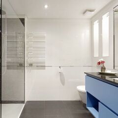 Отель Easo Terrace Apartment By Feelfree Rentals Испания, Сан-Себастьян - отзывы, цены и фото номеров - забронировать отель Easo Terrace Apartment By Feelfree Rentals онлайн ванная