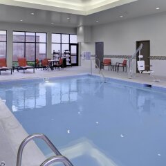 Отель Hampton Inn And Suites By Hilton Columbus Scioto Downs бассейн фото 2