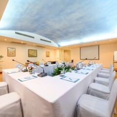Отель Andaman Beach Suites Пхукет помещение для мероприятий фото 2