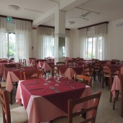Отель Villa Derna Римини помещение для мероприятий