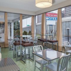 Отель Americana Hotel США, Арлингтон - отзывы, цены и фото номеров - забронировать отель Americana Hotel онлайн питание