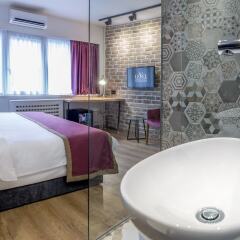 Отель Level Luxury Suites ванная