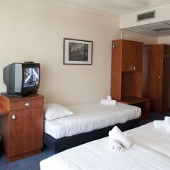 Отель New West Inn Нидерланды, Амстердам - 6 отзывов об отеле, цены и фото номеров - забронировать отель New West Inn онлайн удобства в номере фото 2