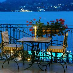 Отель Grand Hotel Tremezzo Италия, Тремеццо - 2 отзыва об отеле, цены и фото номеров - забронировать отель Grand Hotel Tremezzo онлайн балкон