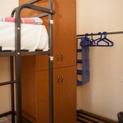 Land Hostel сейф в номере