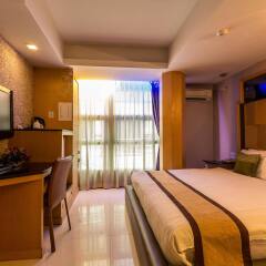 Отель Smart Suites Bangkok Бангкок комната для гостей фото 2