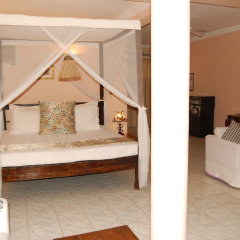 The Coconut Residence in Kololi, Gambia from 140$, photos, reviews - zenhotels.com guestroom photo 4