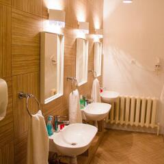 Гостиница Club Hostel Казахстан, Нур-Султан - 5 отзывов об отеле, цены и фото номеров - забронировать гостиницу Club Hostel онлайн ванная