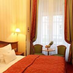 Отель Opera Suites комната для гостей фото 11