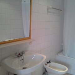 Отель Apartamentos San Pedro ванная