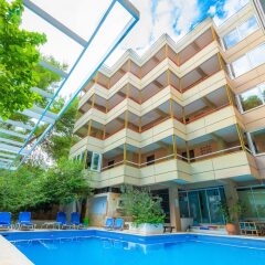 Apollonia Hotel Apartments бассейн