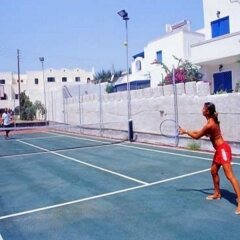 Отель Okeanis Beach Греция, Остров Санторини - отзывы, цены и фото номеров - забронировать отель Okeanis Beach онлайн спортивное сооружение
