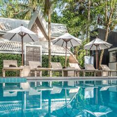 Отель Emerald Garden Resort бассейн фото 3