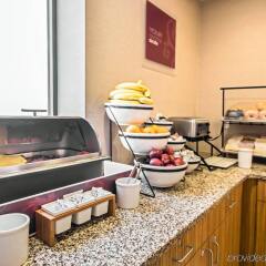 Отель Comfort Inn Midtown West питание фото 3
