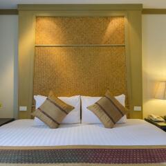 Tarntawan Place Hotel Surawong Bangkok Бангкок комната для гостей фото 5