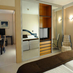 Hotel Sercotel Suite Palacio del Mar в номере