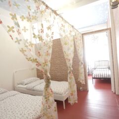 Tiger Lily Hostel Бангкок детские мероприятия