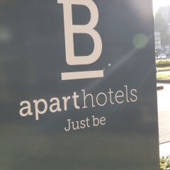 Отель B-aparthotel Montgomery спа