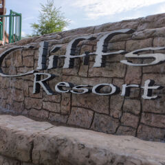 Отель Cliffs Resort Table Rock Lake спортивное сооружение