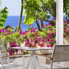 Отель UNAHOTELS Naxos Beach Sicilia Италия, Джардини Наксос - 1 отзыв об отеле, цены и фото номеров - забронировать отель UNAHOTELS Naxos Beach Sicilia онлайн балкон