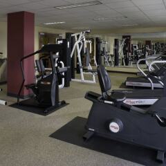 Отель The Blackwell Inn and Pfahl Conference Center фитнесс-зал