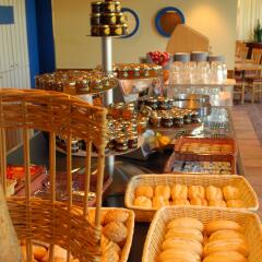 Leonardo Hotel Brugge питание