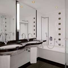 Отель The Westin Grand Munich ванная фото 2