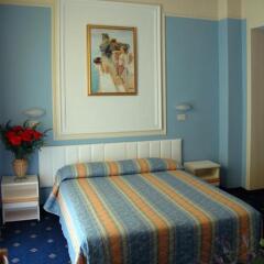 Hotel Augustus Римини комната для гостей фото 3