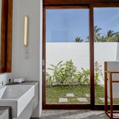 Отель Calamansi Cove Villas by Jetwing ванная