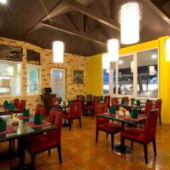 Отель Ambassador City Jomtien Pattaya (Marina Tower Wing) Таиланд, На Чом Тхиан - отзывы, цены и фото номеров - забронировать отель Ambassador City Jomtien Pattaya (Marina Tower Wing) онлайн питание