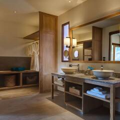 Отель Phi Phi Island Village Beach Resort ванная