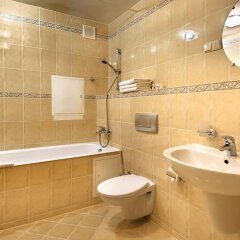 Гостиница Greenway Park Hotel в Обнинске отзывы, цены и фото номеров - забронировать гостиницу Greenway Park Hotel онлайн Обнинск ванная фото 2