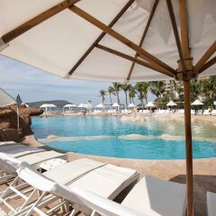 Costa De Oro Beach Hotel бассейн фото 3