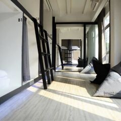 3howw Hostel @ Sukhumvit 21 Бангкок интерьер отеля