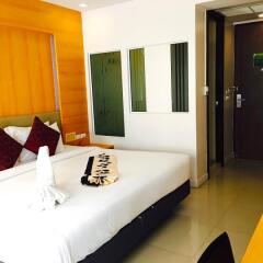 Отель Andatel Grandé Patong Phuket 4* Улучшенный номер с различными типами кроватей фото 11