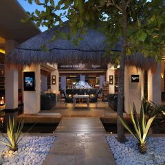Отель Family Concierge at Paradisus Esmeralda - All Inclusive интерьер отеля фото 2