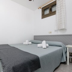 Отель Apartamentos YourHouse Alcudia сейф в номере
