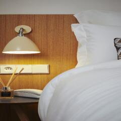 Отель 9Hotel Republique 4* Стандартный номер с различными типами кроватей фото 42