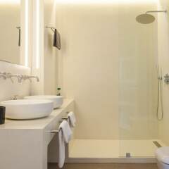 Отель Nakos Homes Luxury Apartment-Acropolis Area Греция, Афины - отзывы, цены и фото номеров - забронировать отель Nakos Homes Luxury Apartment-Acropolis Area онлайн ванная фото 2